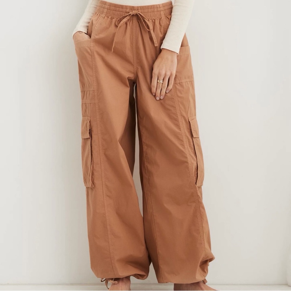 Aerie High Waisted Go-For-It Baggy Cargo Pant Brown Size Small